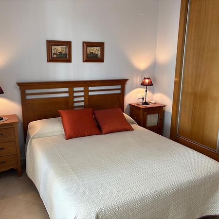 Apartamento De Lujo En Planta Baja Con Piscina En La Torre Golf Resort Roldan Bagian luar foto