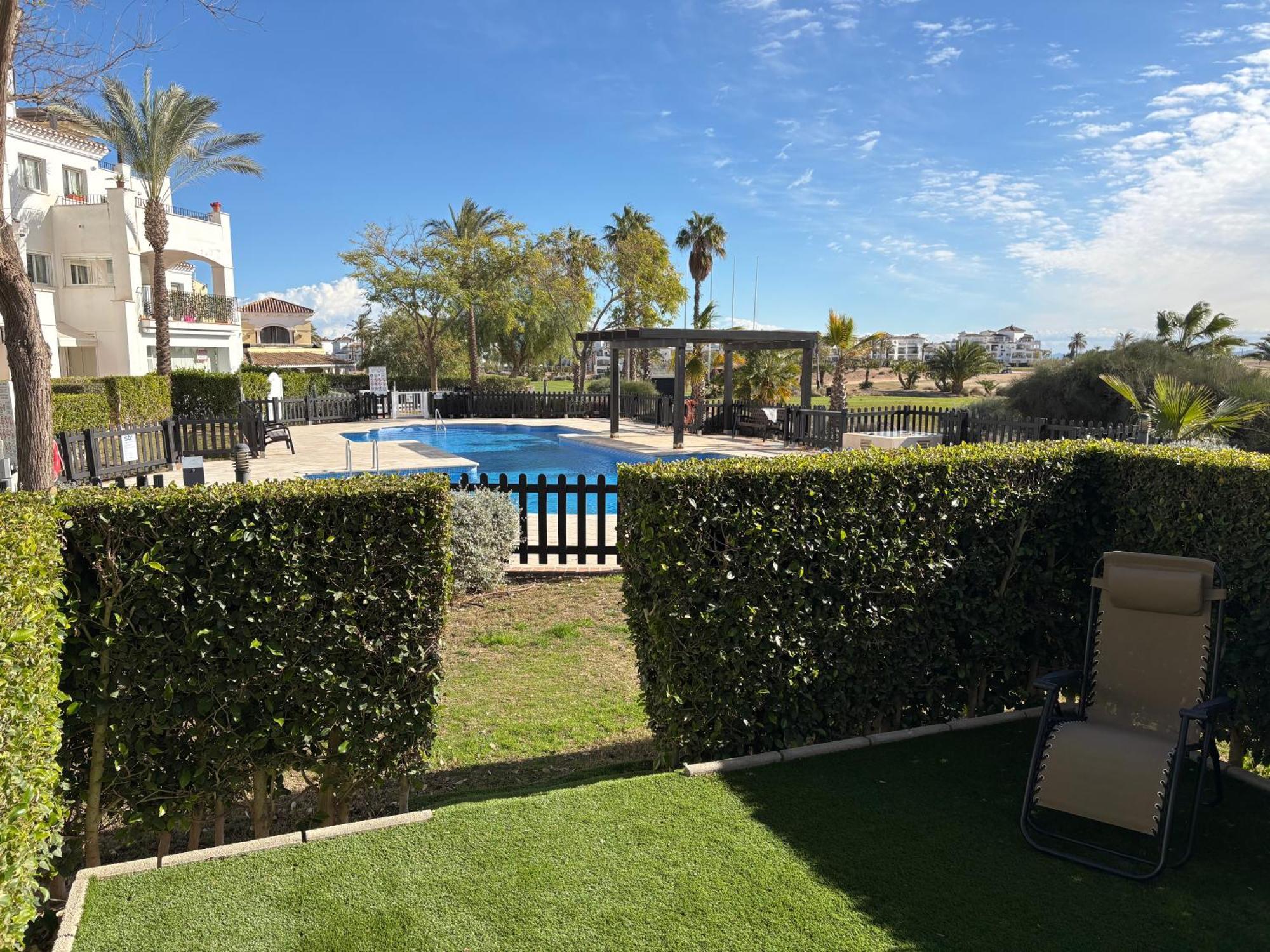 Apartamento De Lujo En Planta Baja Con Piscina En La Torre Golf Resort Roldan Bagian luar foto