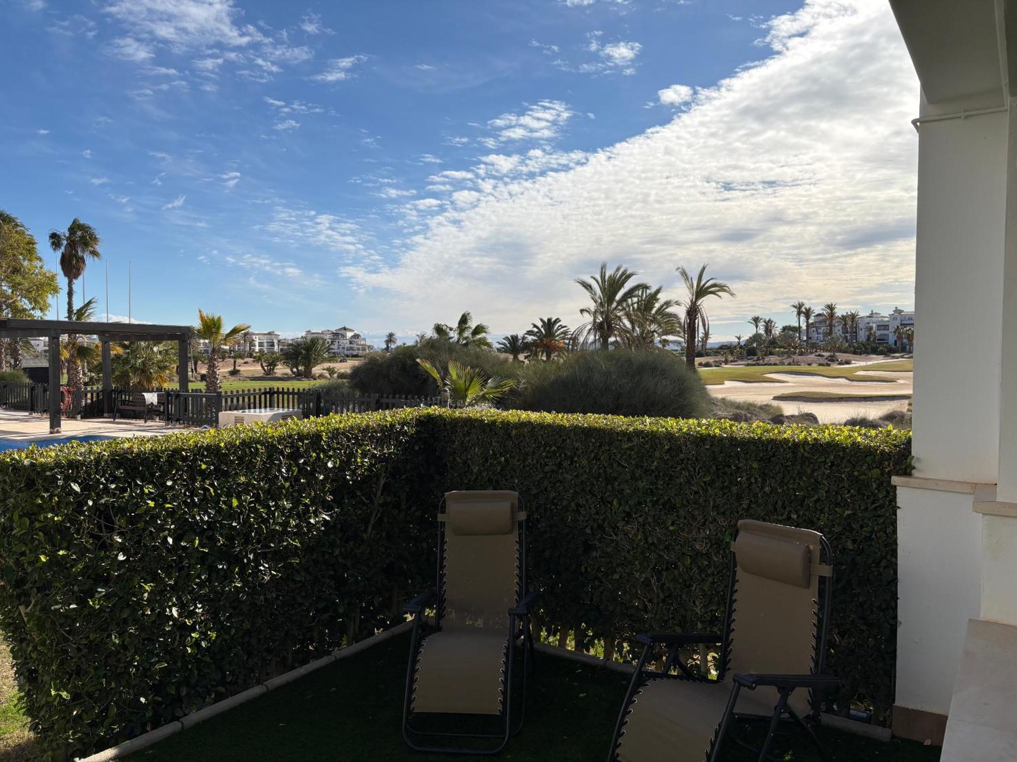 Apartamento De Lujo En Planta Baja Con Piscina En La Torre Golf Resort Roldan Bagian luar foto